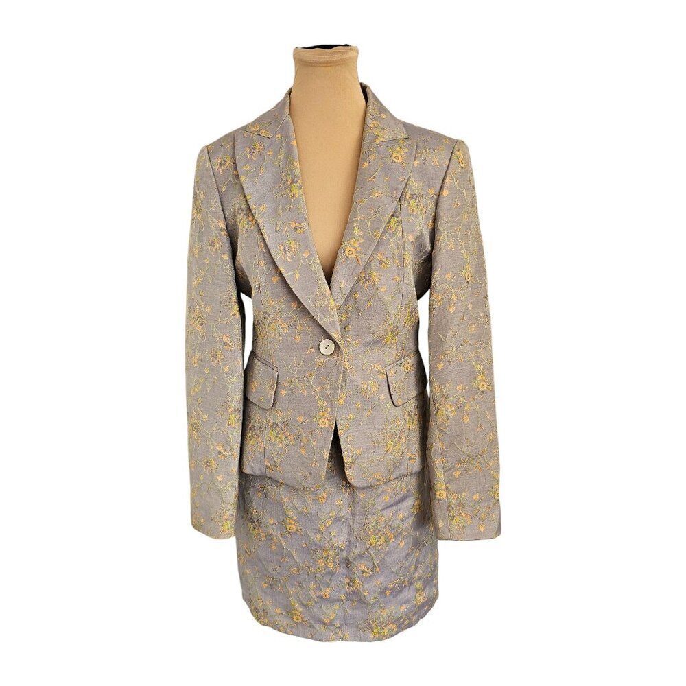 Tahari Vintage Light Purple Pant Suit with Green and Orange Flowers Sz 6